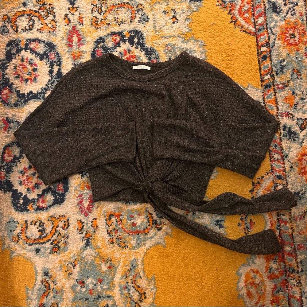Zara gray knit cropped sweater with knot